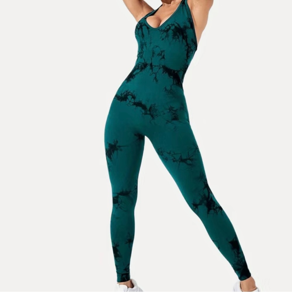 Workout bodysuit